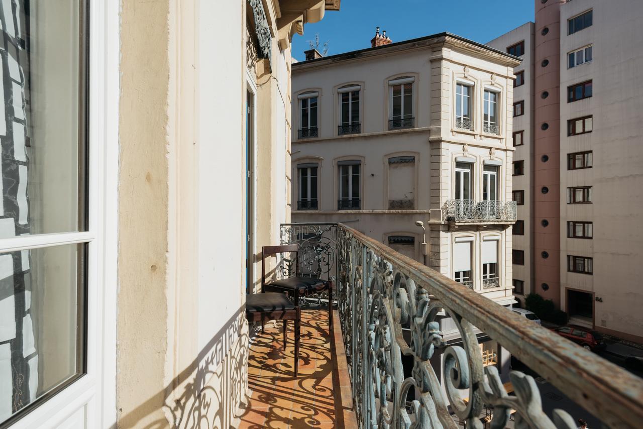 Dify Joli - Place Des Brotteaux Lyon Bagian luar foto
